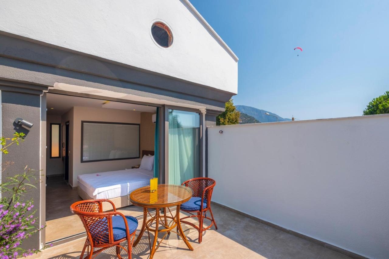 On Ölüdeniz